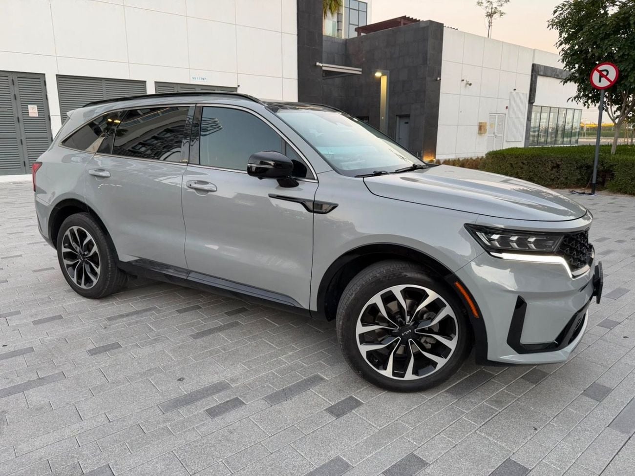Kia Sorento SX (NON GCC)