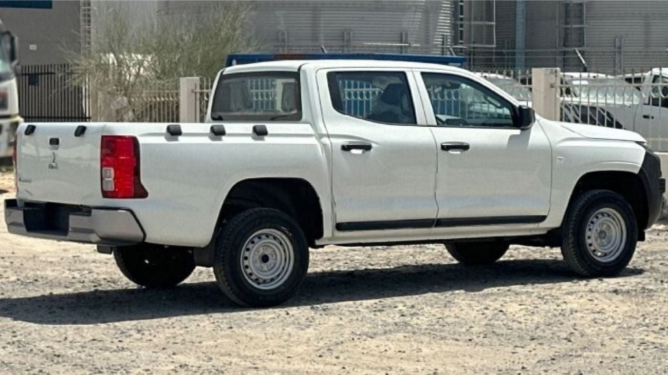 Mitsubishi L200 Mitsubishi L200 2.4L MT DIESEL 2025