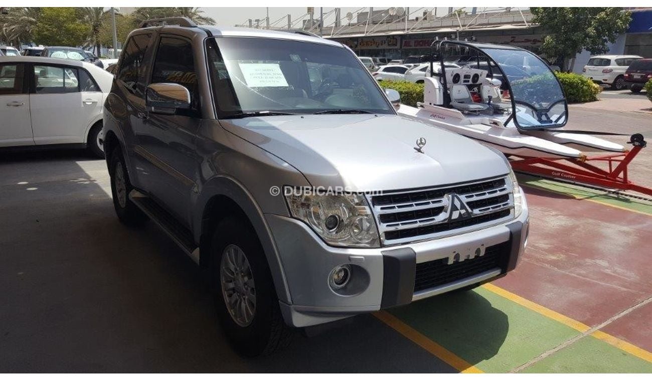 Mitsubishi Pajero 3 door med option  perfect condition