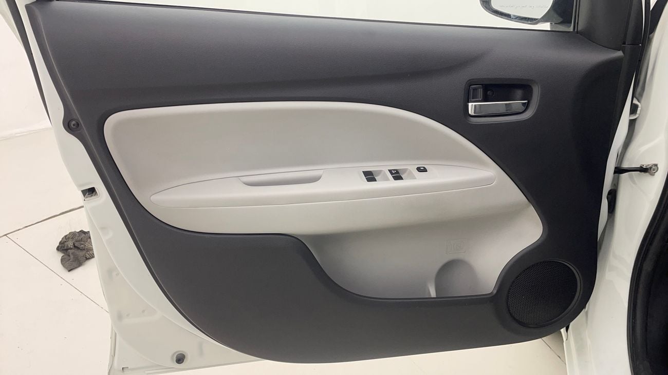 ميتسوبيشي اتراج GLX HIGHLINE 1.2 | بدون دفعة مقدمة | اختبار القيادة في المنزل