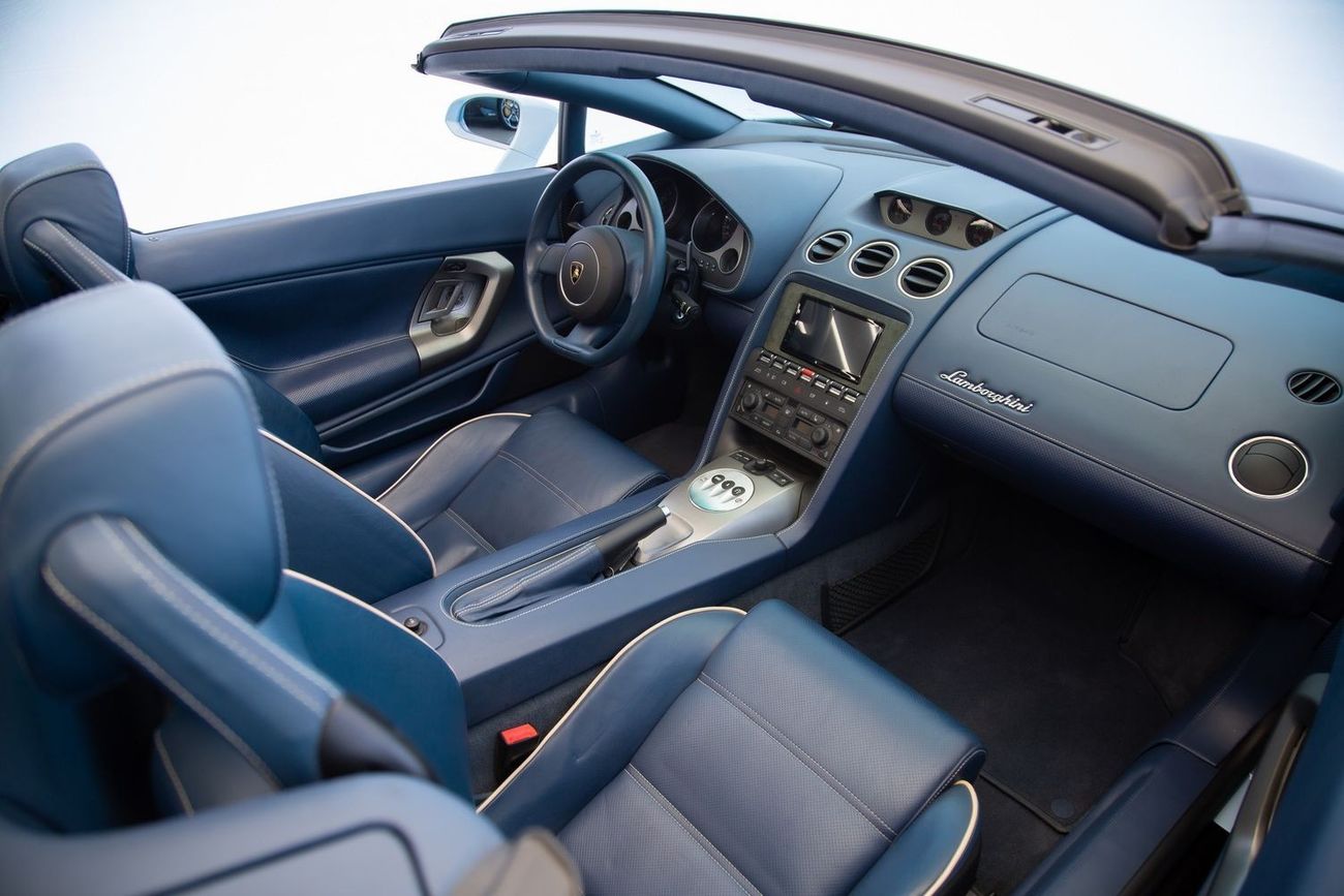 لامبورغيني جاياردو Lamborghini Gallardo Spyder