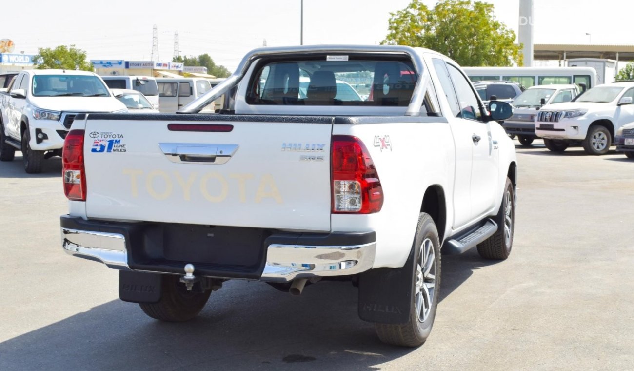 Toyota Hilux SR5 d