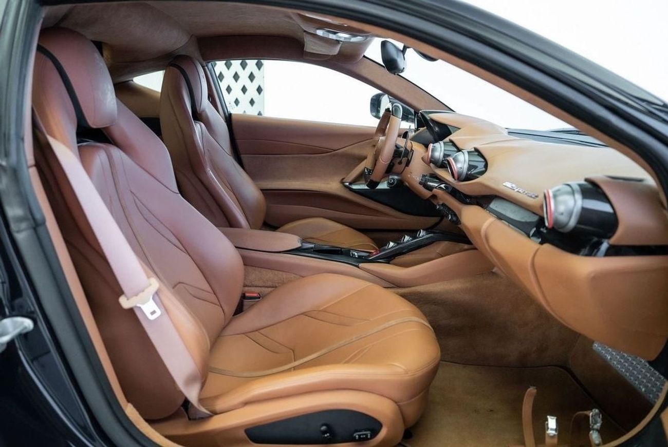 فيراري 812  سوبرفاست