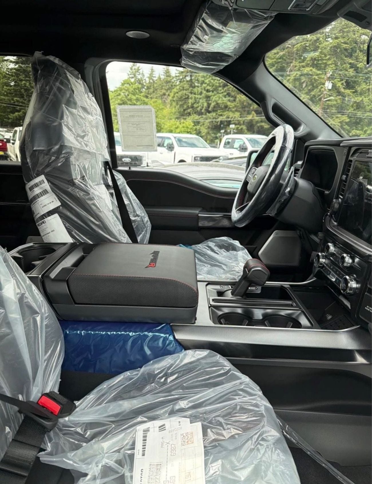 Ford F-150 RAPTOR R CREW Price with delivery