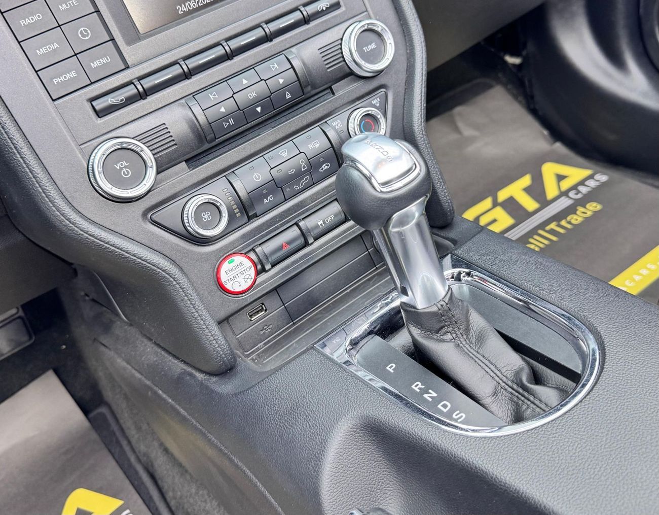 فورد موستانج 2017 Ford Mustang Convertible, Just Been Serviced, 2026 GTA Service Pack, Excellent Condition, GCC