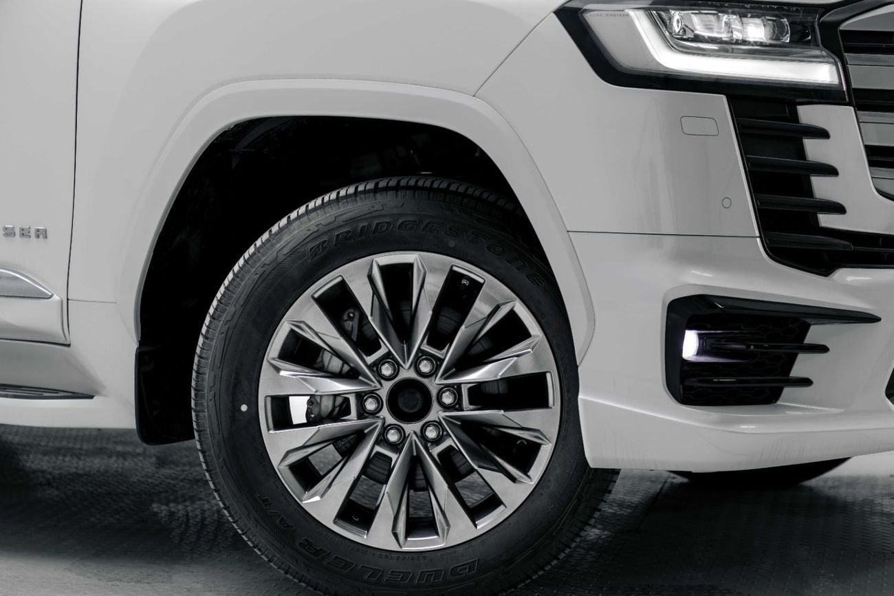 Toyota Land Cruiser VXR LC300 VXR Z 3.3L - Precious White Pearl Inside Black & Red | Export Only