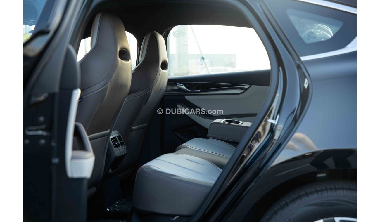 BYD QIN PLUS 2023 BYD Qin Plus Sedan - Black Inside Brown & Cream