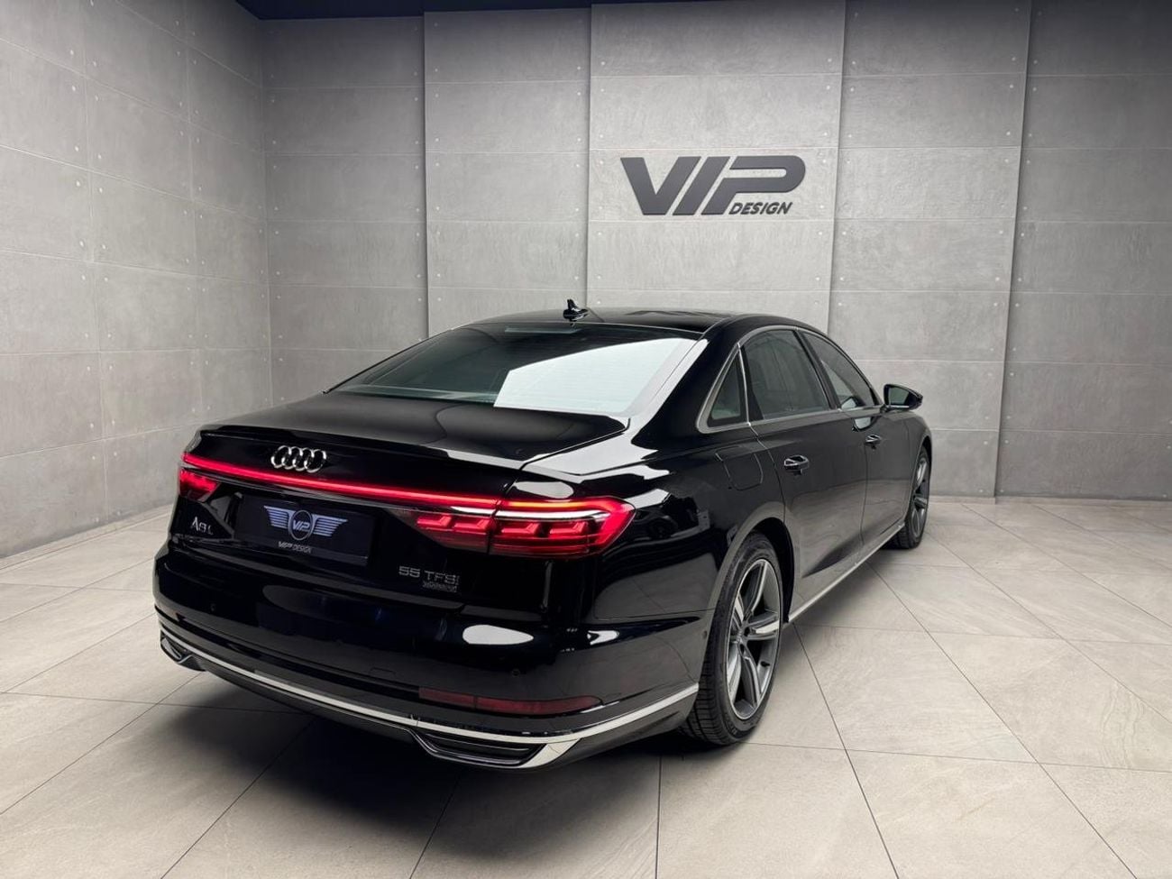 أودي A8 L | 55 TFSI | 2019 Model | Low Mileage | Full Options | GCC Specs