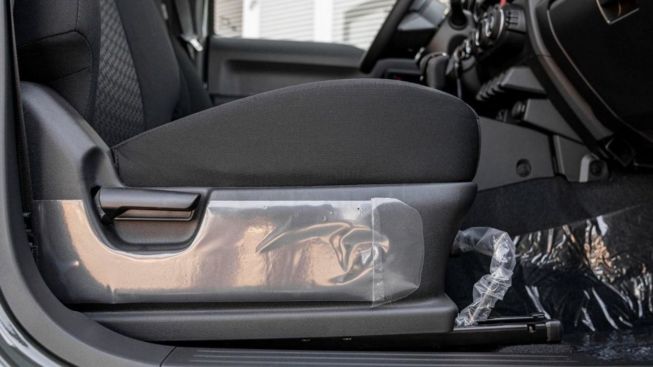 سوزوكي جيمني SUZUKI JIMNY GLX 1.5P AWD MT MY2024