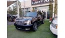 Cadillac Escalade 2007 model import number one leather hatch Forel cruise control screen control in excellent conditio