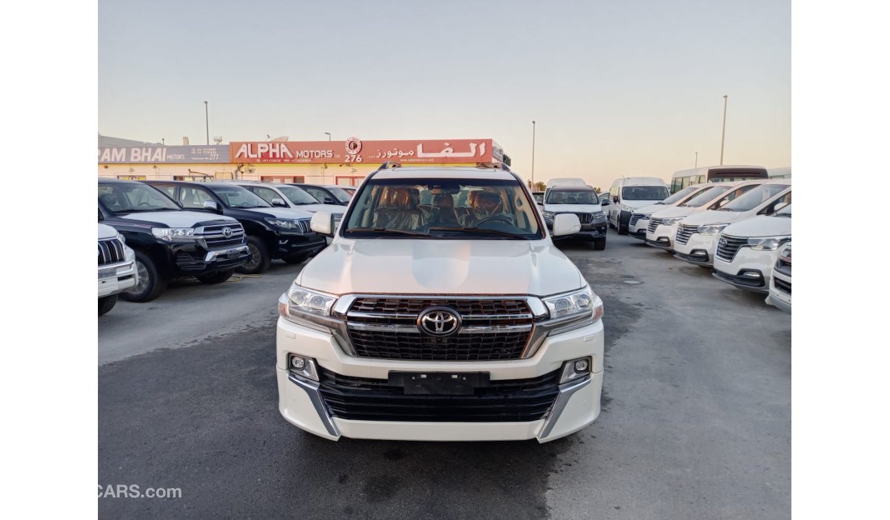 Toyota Land Cruiser VXR 4.5L Turbo Diesel full option 2020 model