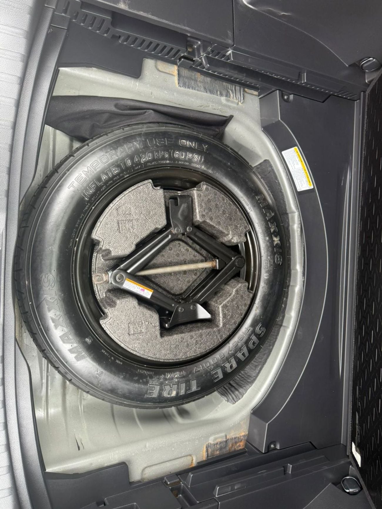 Toyota RAV4 TOYOTA RAV4 XLE PUSH START