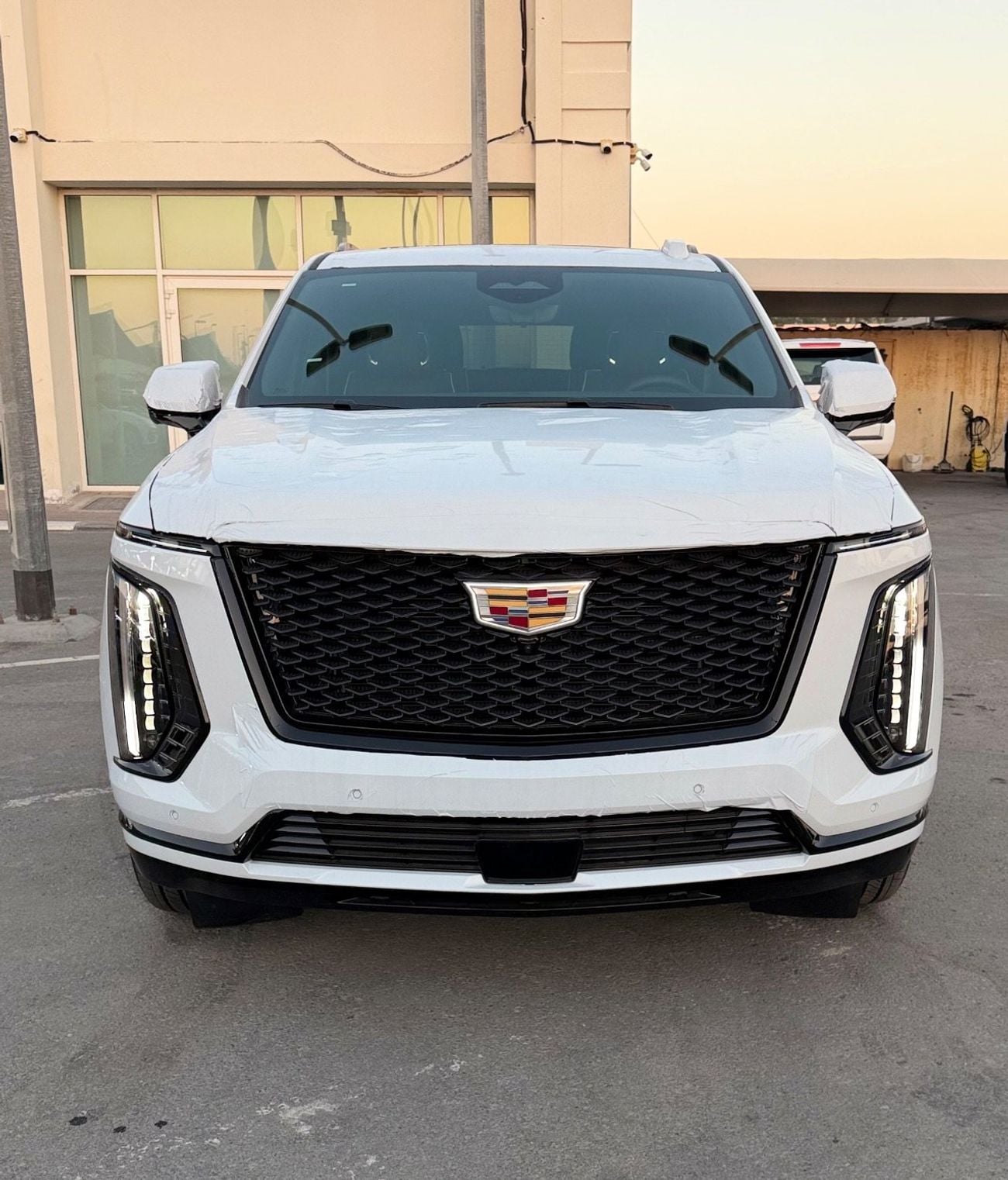 كاديلاك إسكالاد V SERIES