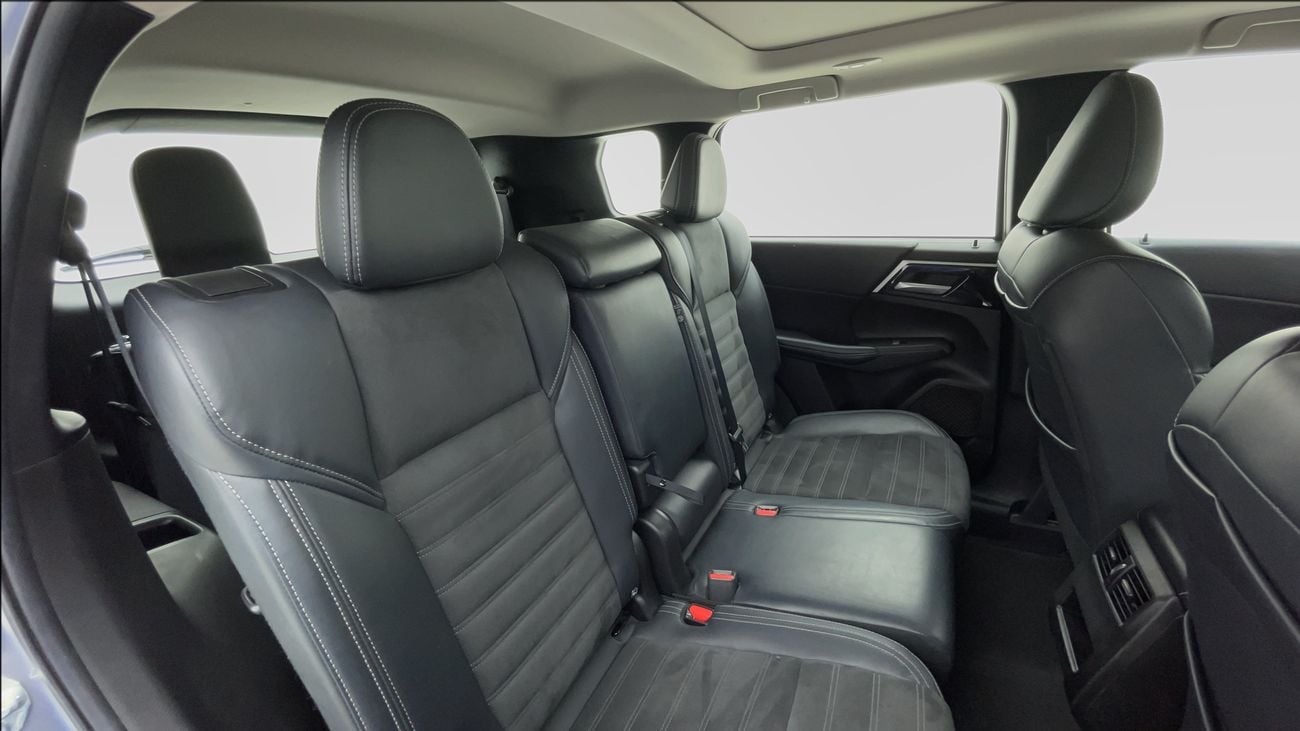 Mitsubishi Outlander 2024 HIGHLINE WITH SUNROOF | AED 1428/Month | 0 DP | 30 Day Return | Warranty | Service History