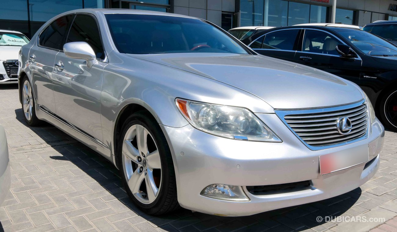 Lexus LS460