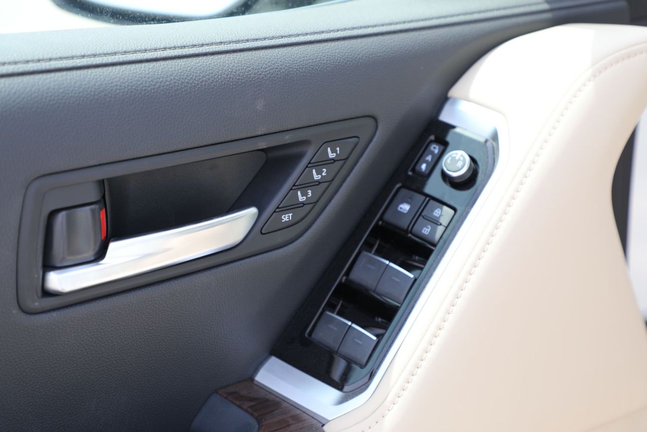 تويوتا لاند كروزر VX, 4.0L, 4x4