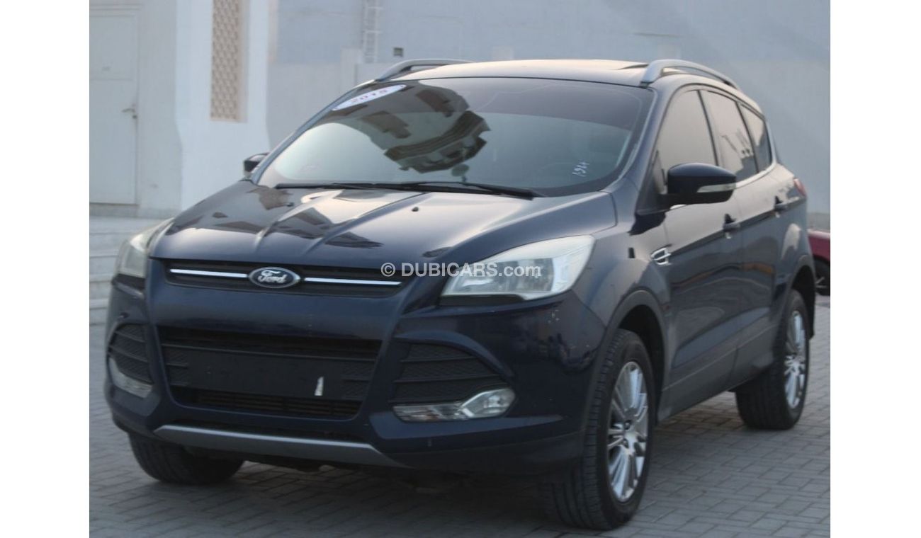 فورد إيسكاب فورد اسكيب 2015 ازرق خليجي بحالة ممتازة بدون حوادث