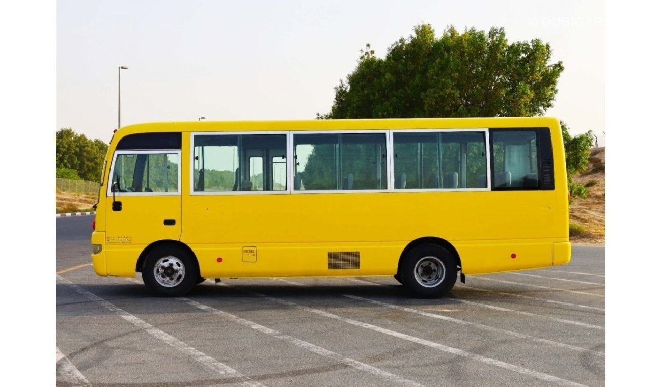 Nissan Civilian School Bus | 26 Seater, Diesel | GCC Specs | Excellent Condition