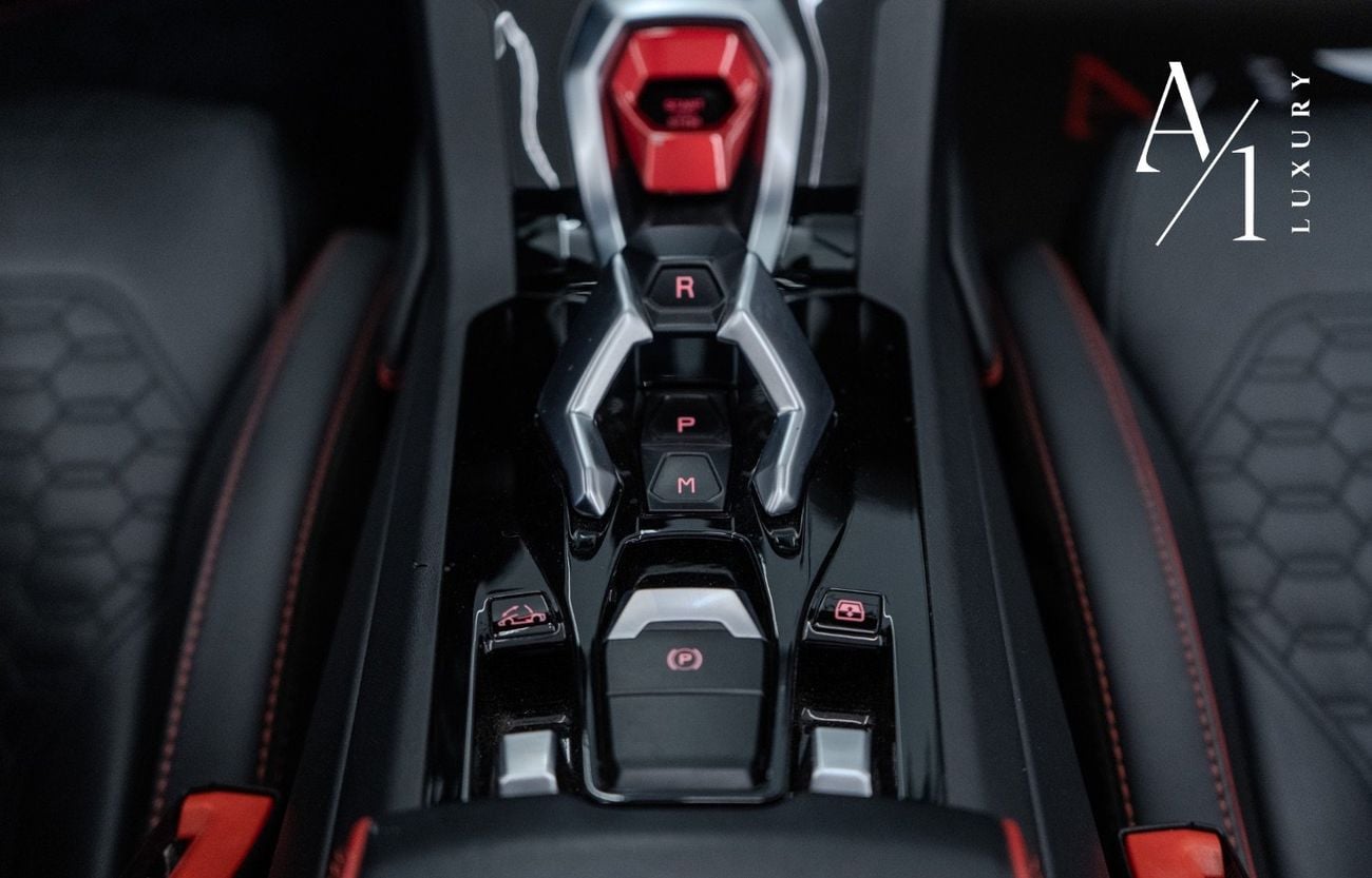 لامبورغيني هوراكان 2023 Lamborghini Huracan EVO Spyder, Fully Loaded, Excellent Condition, European Spec