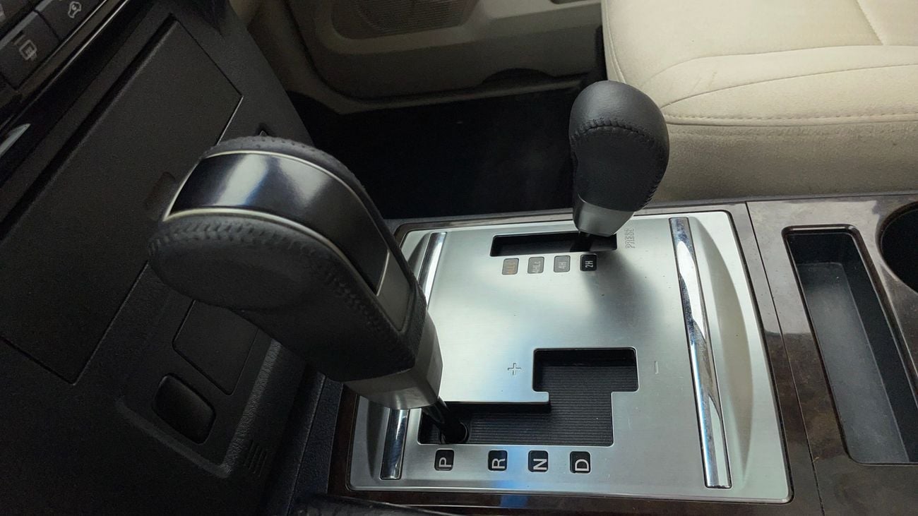 Mitsubishi Pajero GLS MID 3.5 | Zero Down Payment | Home Test Drive