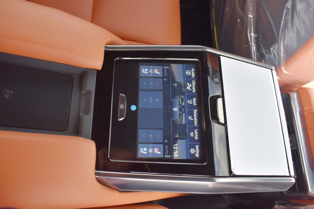 Lexus LX700h VIP