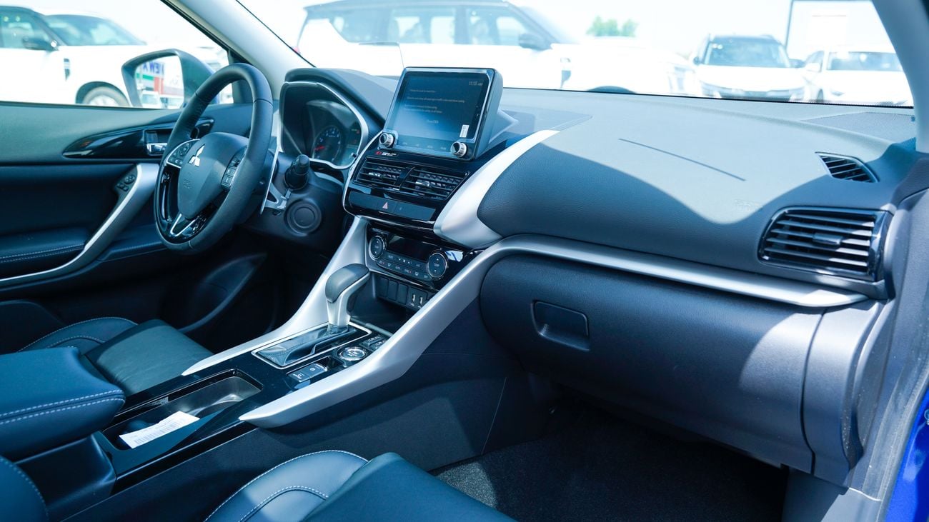 ميتسوبيشي إكلبس كروس