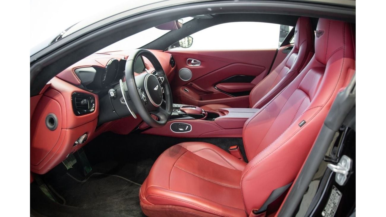 Aston Martin Vantage Aston Martin Vantage V8