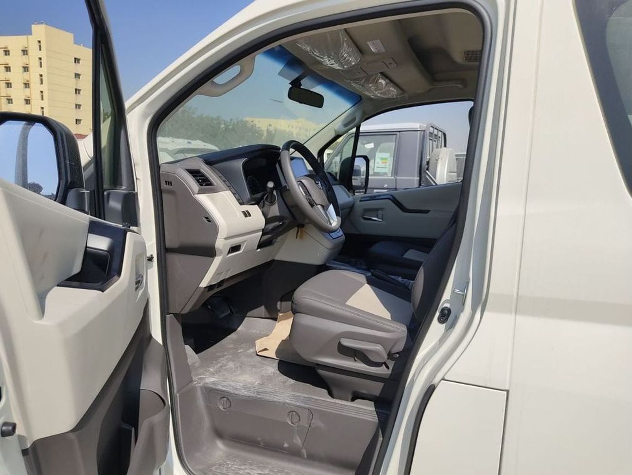 Toyota Hiace ECT0009 - Toyota High Roof Passenger Van - 3.5L Petrol Auto - Full Options with Heater