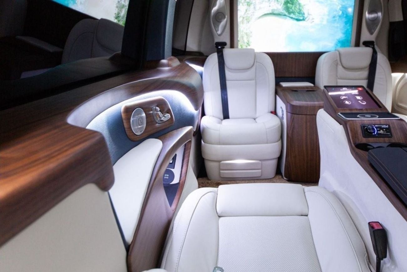 Mercedes Benz V300 AVANTGARDE ERTEX LUXURY CAR DESIGN CO. BLUE PRADA SAILOR EDITION