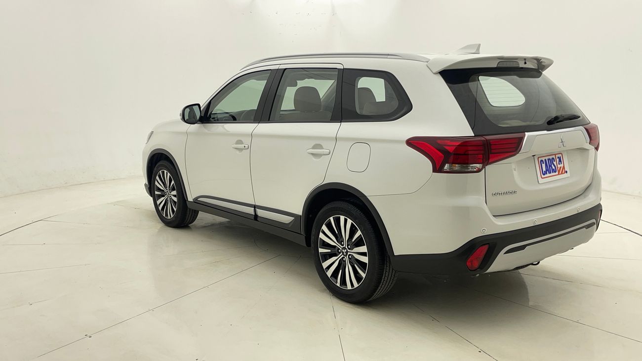 Mitsubishi Outlander GLS MID 2.4 | Zero Down Payment | Home Test Drive