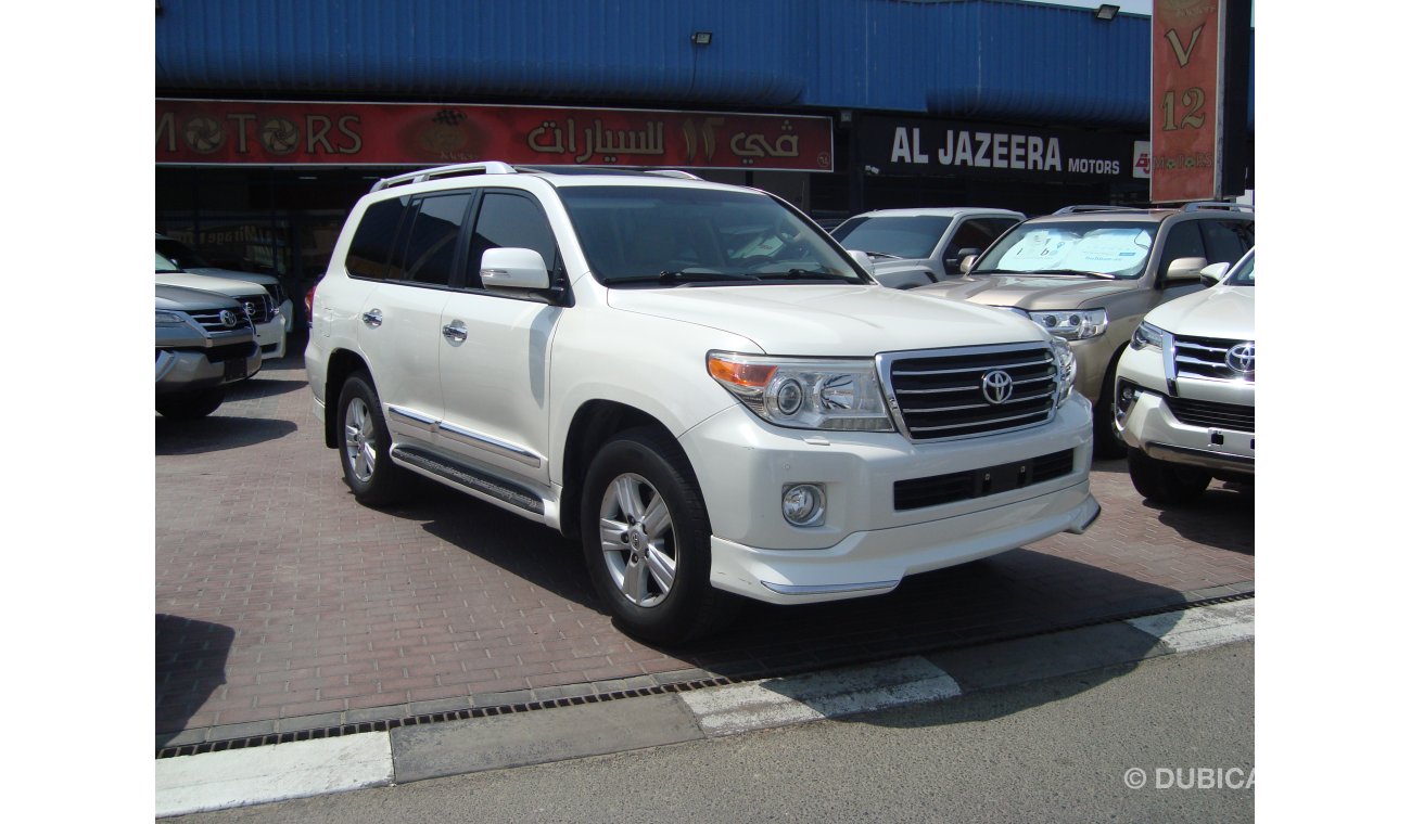 Toyota Land Cruiser GXR V6