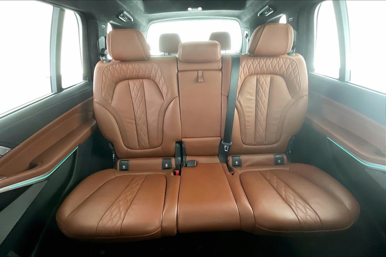 بي أم دبليو X7 40i Pure Excellence | شامل الضمان | 0 ﺪﻔﻋﺓ ﺃﻮﻟﻯ