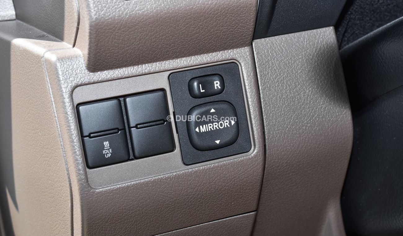 تويوتا لاند كروزر 70 4.5L Diesel V8