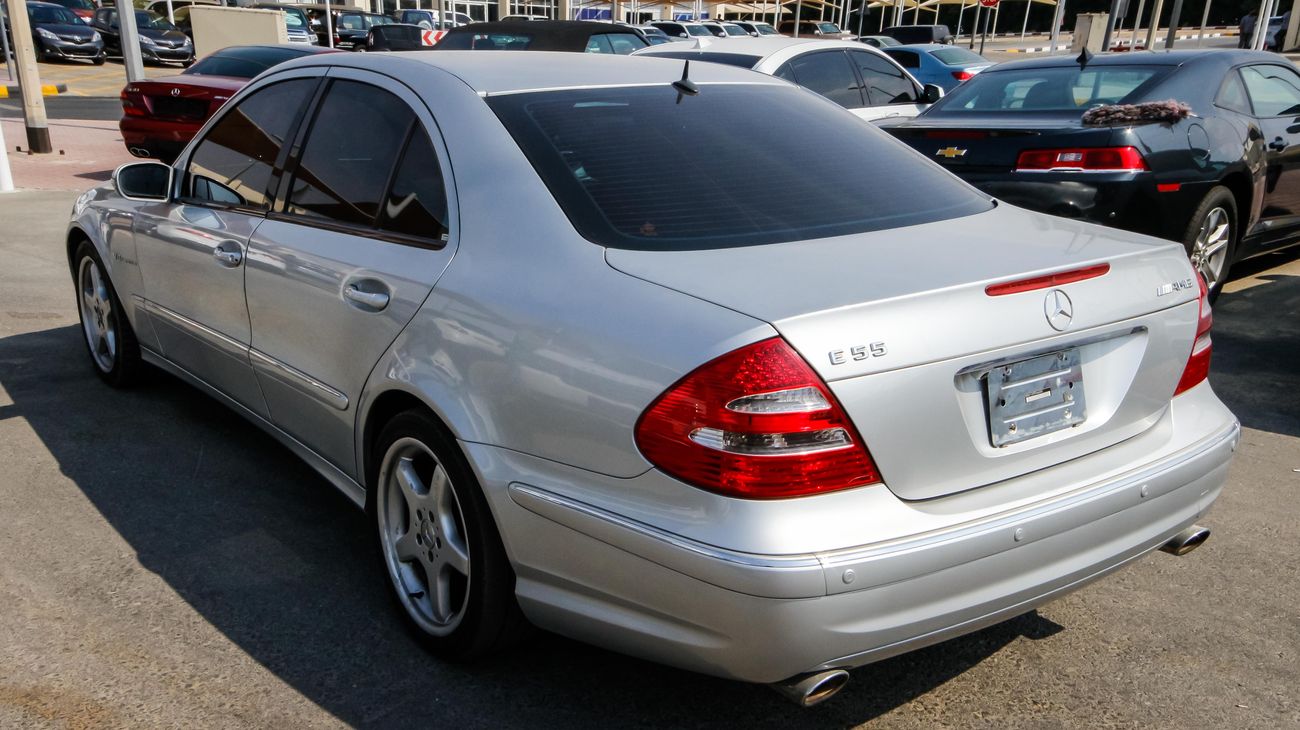 Mercedes-Benz E 500 with E55 Bodykit