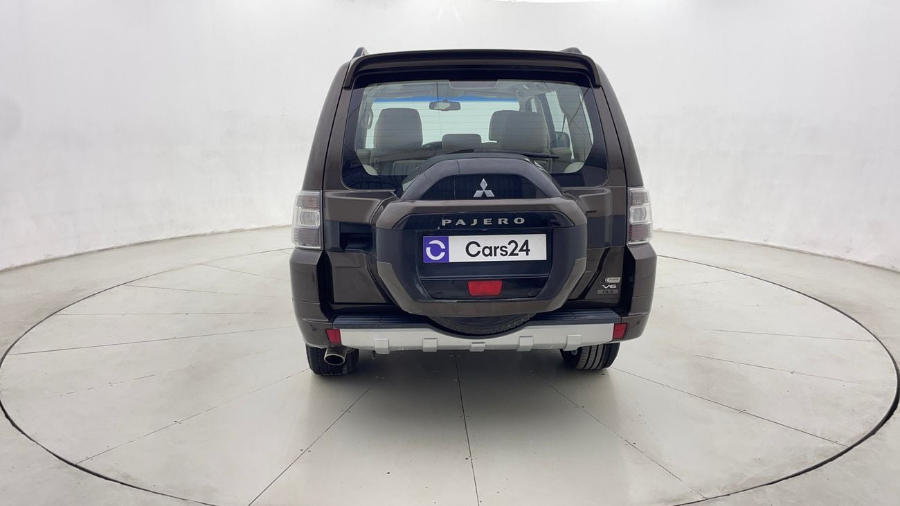 Mitsubishi Pajero GLS Highline 3.8L (274 HP) 2017 GLS HIGHLINE | AED 1228/Month | 0 DP | 30 Day Return | Warranty | Se