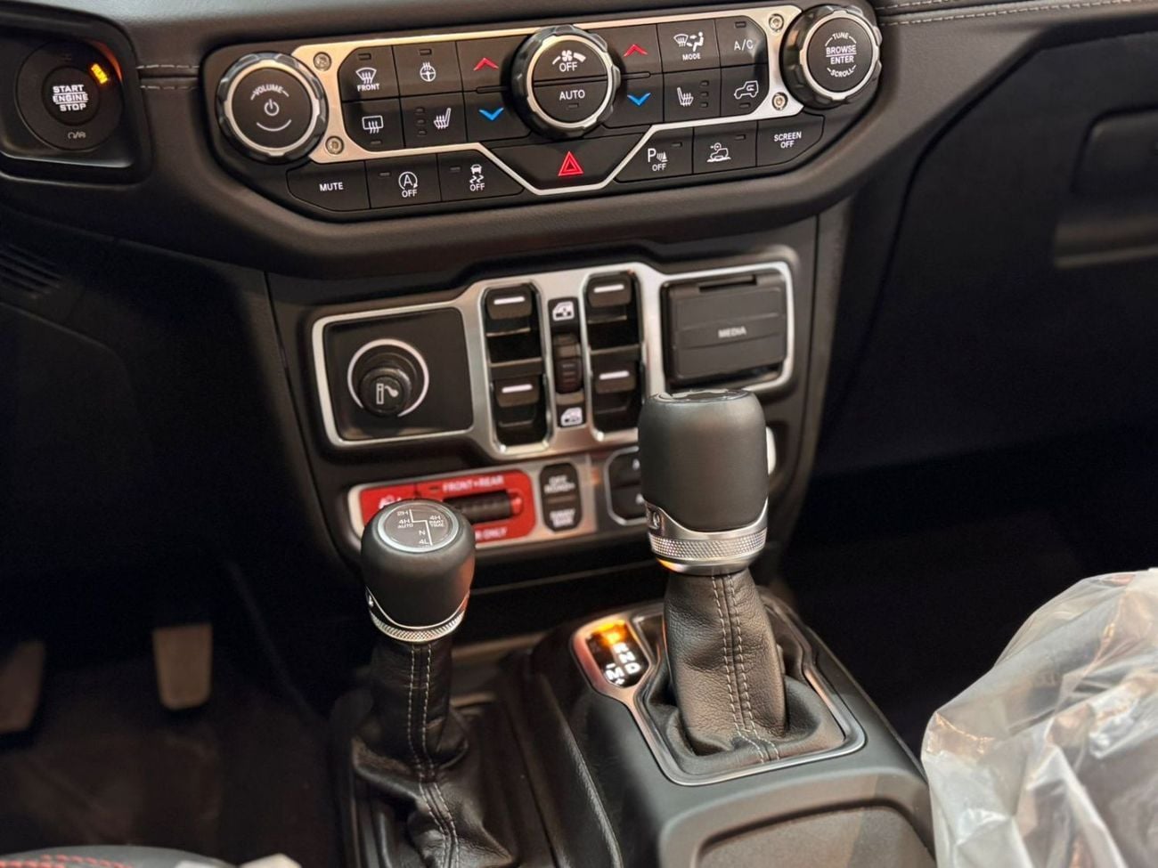 Jeep Wrangler Unlimited Rubicon 3.6L A/T (4 Seater)