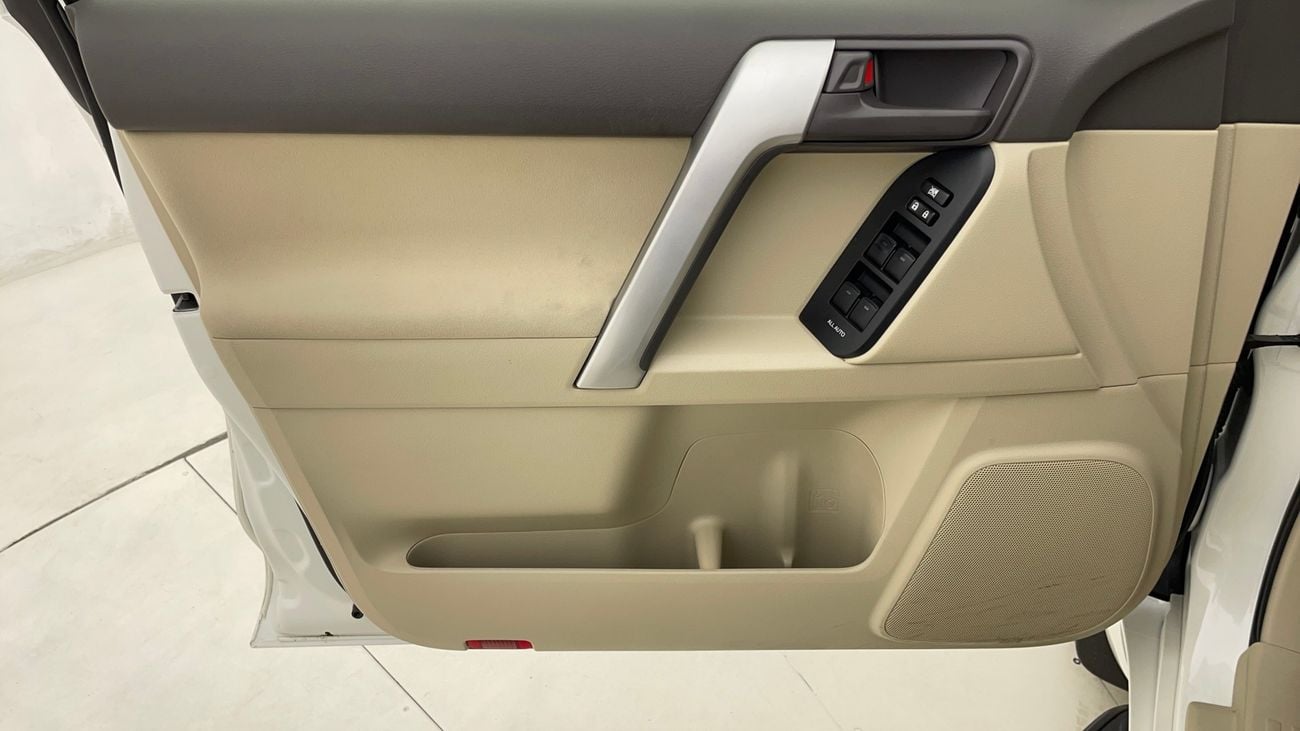 تويوتا برادو GXR 2.7 | بدون دفعة مقدمة | اختبار القيادة في المنزل