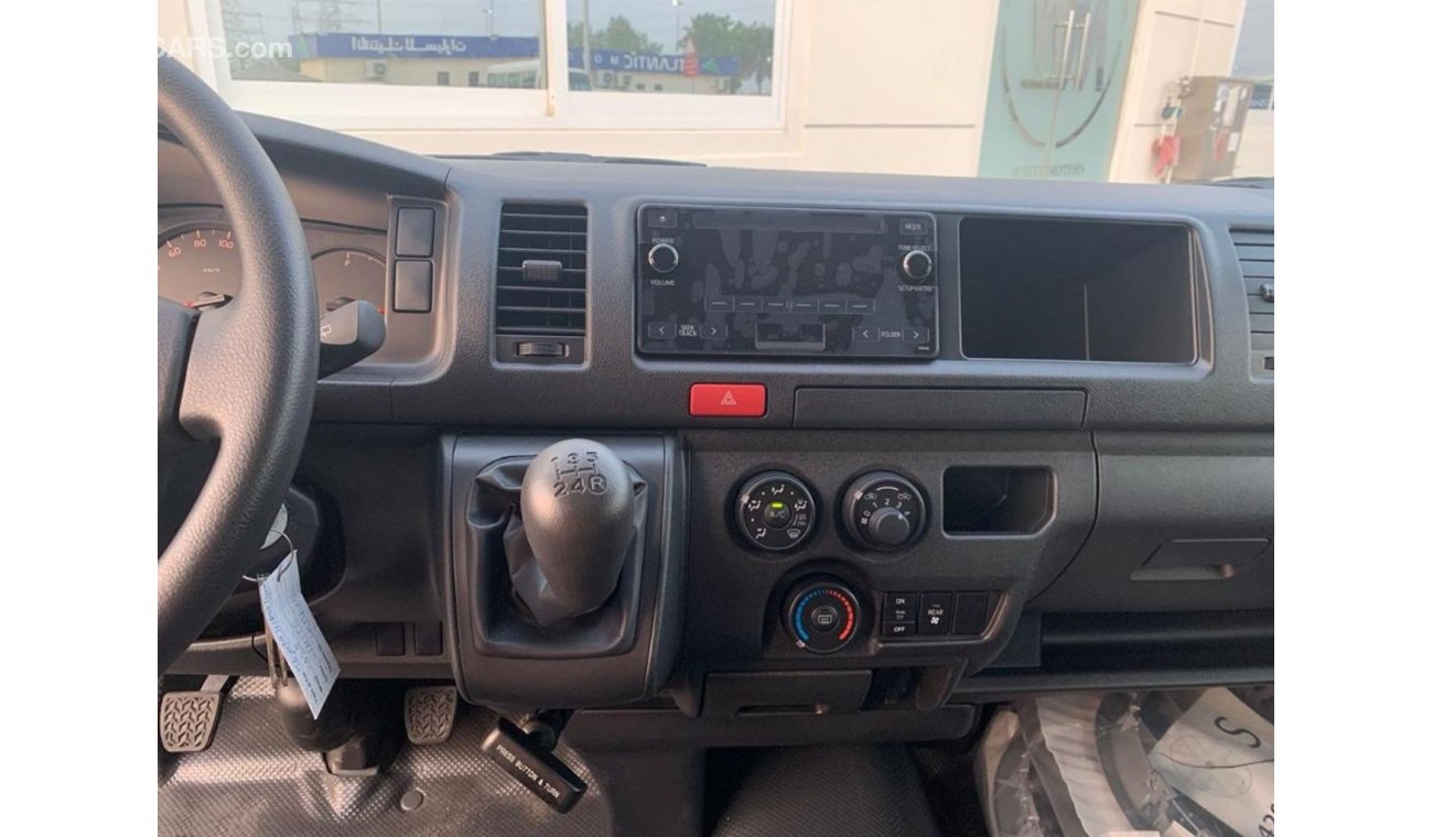 تويوتا هاياس TOYOTA HIACE DISEL 2,5 BRAND NEW HIGH ROOF