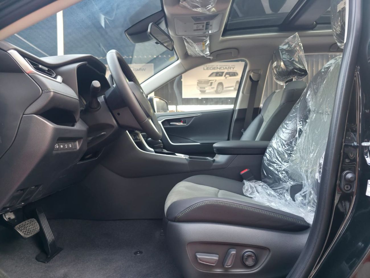 تويوتا راف ٤ 2.5L Adventure