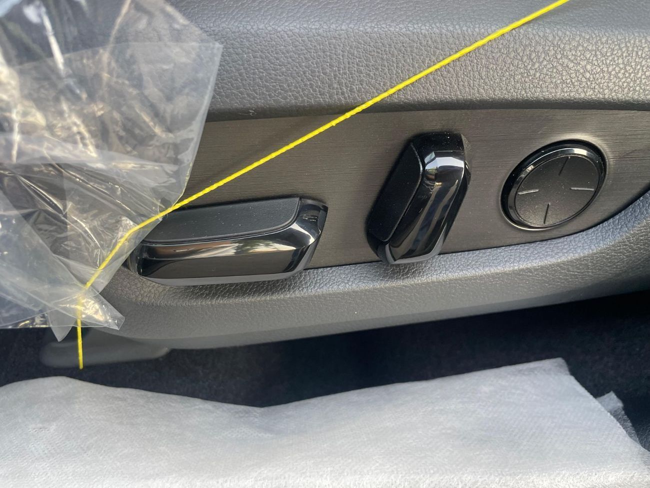 لكزس NX350h 2.5L Hybrid Full Option GCC ( White Also Available)