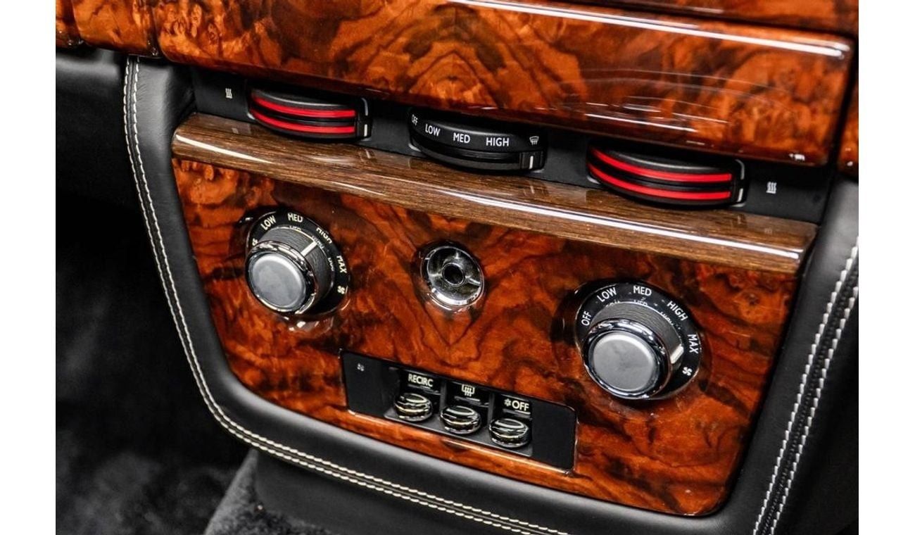 Rolls-Royce Phantom 6.7 V12 Auto Euro 5 4dr RIGHT HAND DRIVE