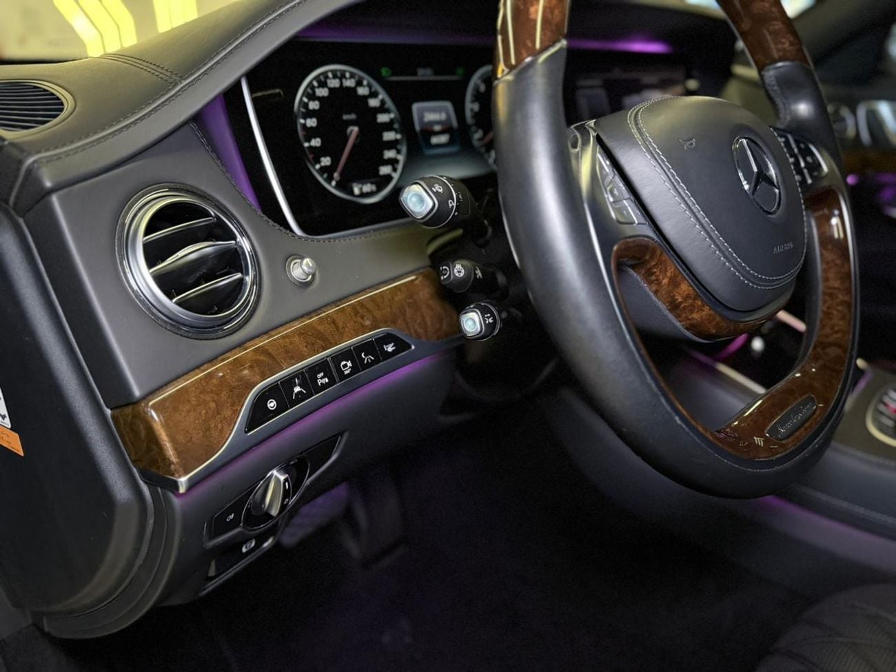 Mercedes Maybach S500 Maybach Mercedes-Maybach S500 2017 - Perfect Condition