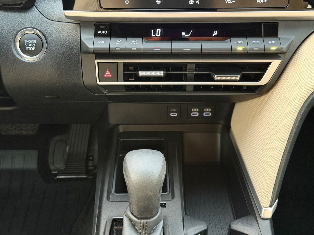 تويوتا كامري GLE CAMRY 2.5 || GCC || 2026