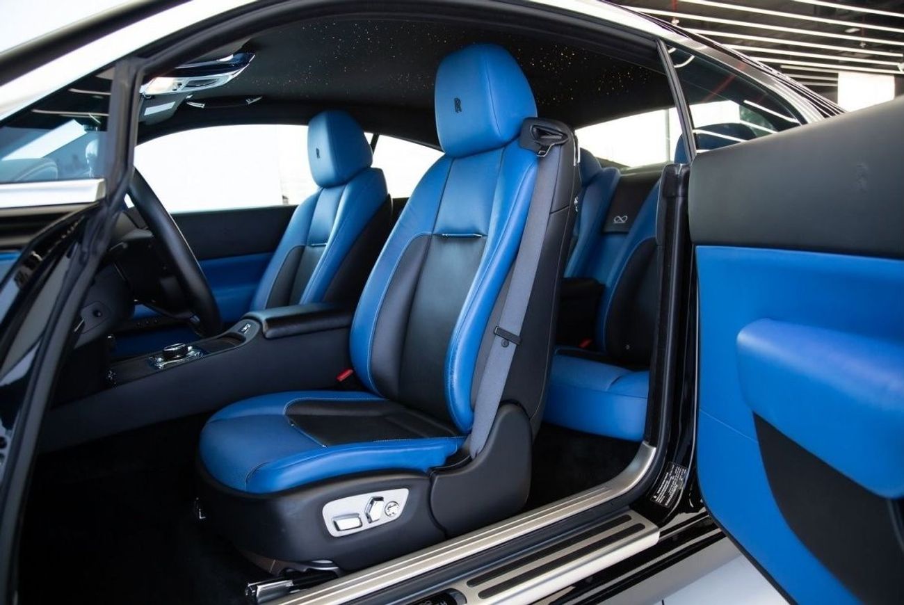 رولز رويس واريث بلاك بادج