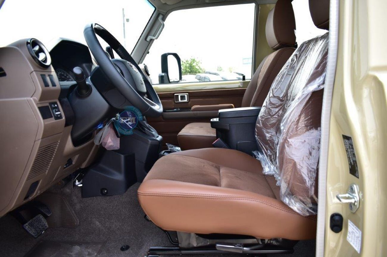 Toyota Land Cruiser 70 71 Hardtop V6 4.0L Petrol 4WD Automatic