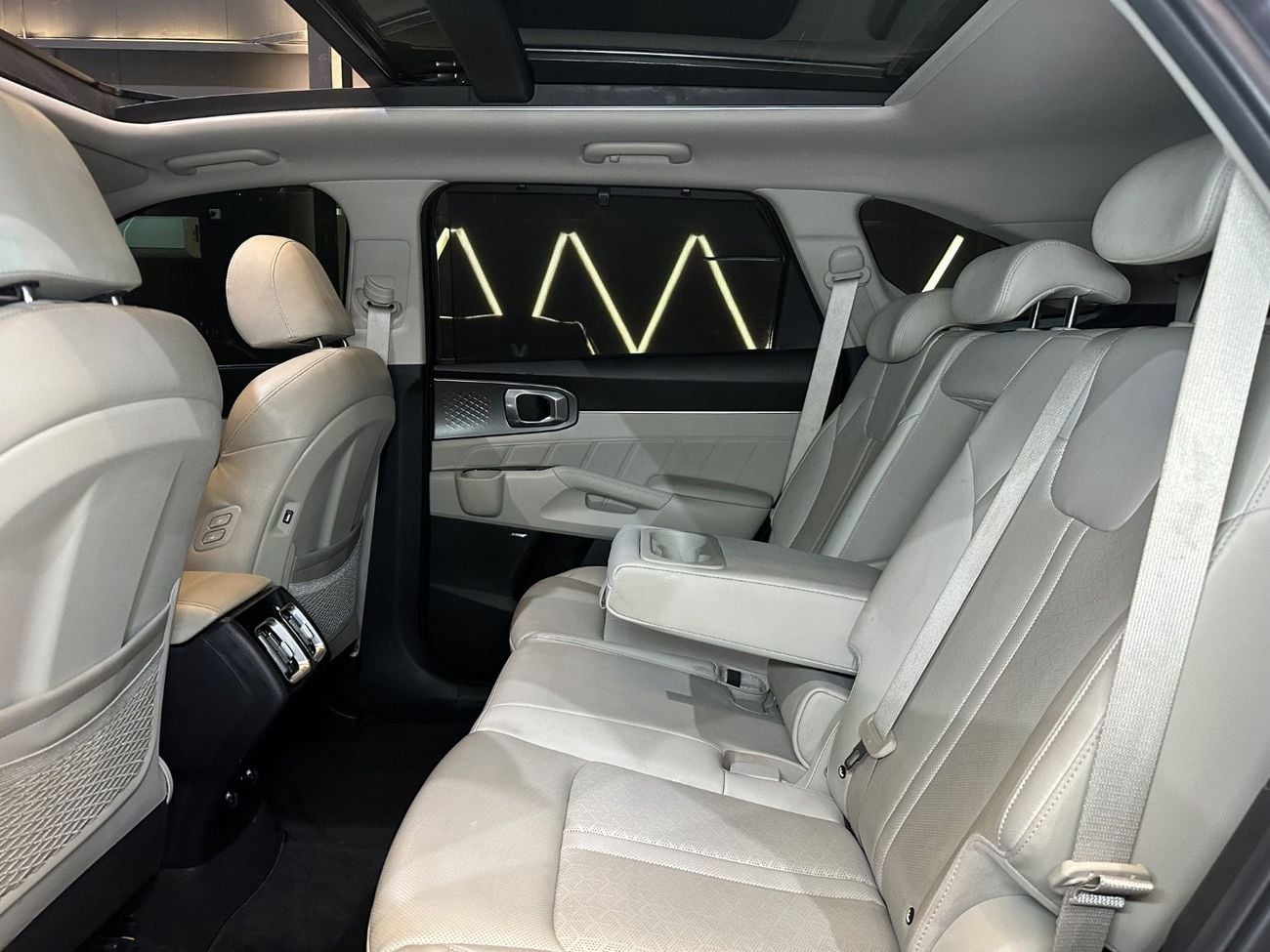 Kia Sorento Top 3.5L KIA SORENTO 4X FULL OPTIONS | GCC | 2023 | UNDER WARRANTY