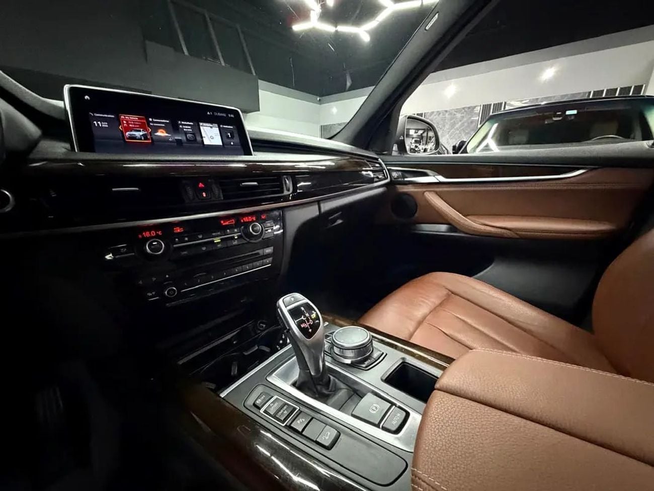 بي أم دبليو X5 35i EXPERIENCE 35i EXCLUSIVE