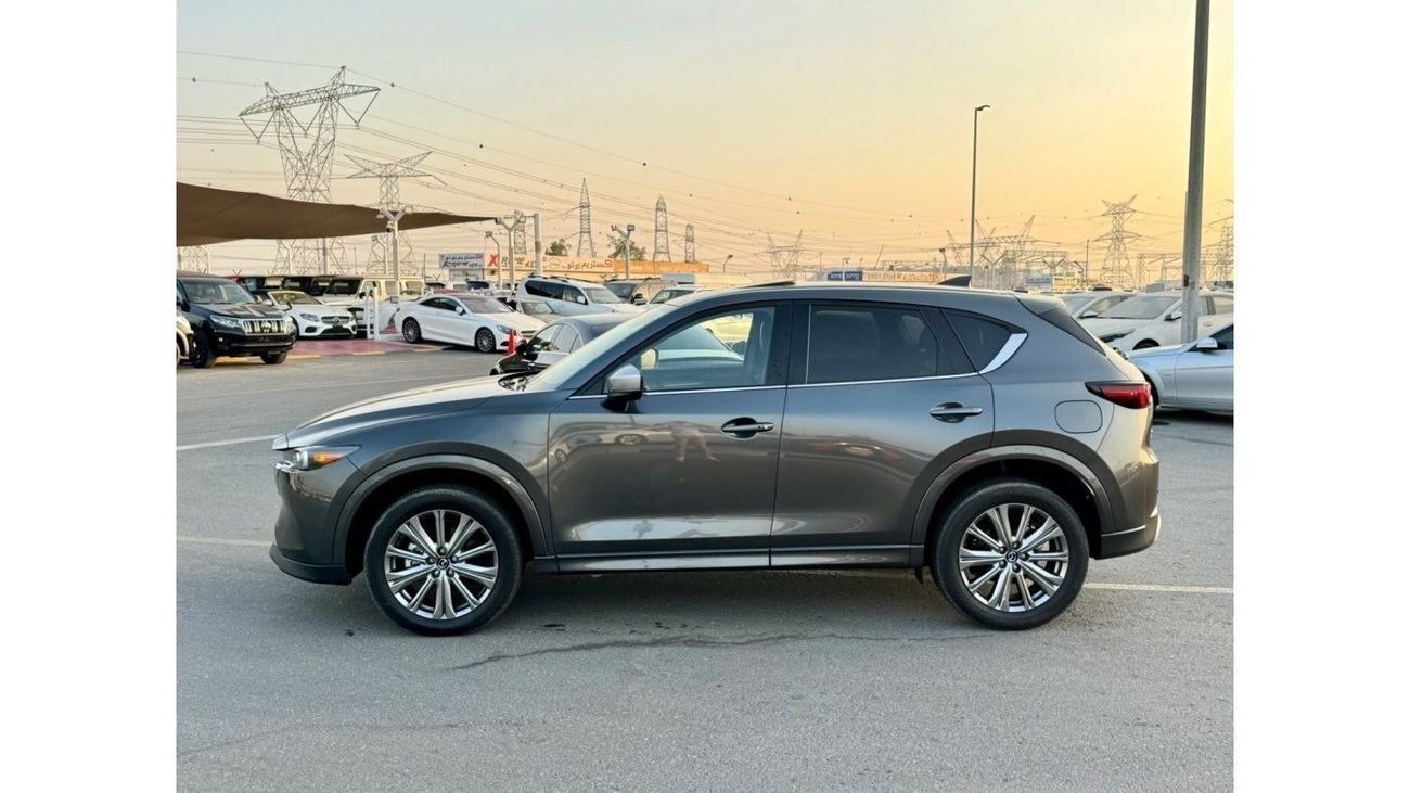 Mazda CX5 2024 SIGNATURE TURBO 360 CAMERA PROJECTOR 2000KM ONLY CANADA SPEC