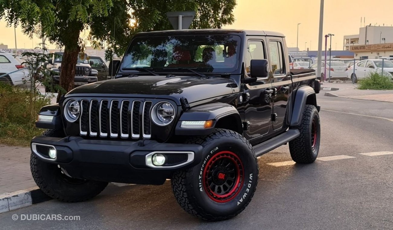 Jeep Gladiator Overland GCC- Export AED 172000 - Retail AED 179000