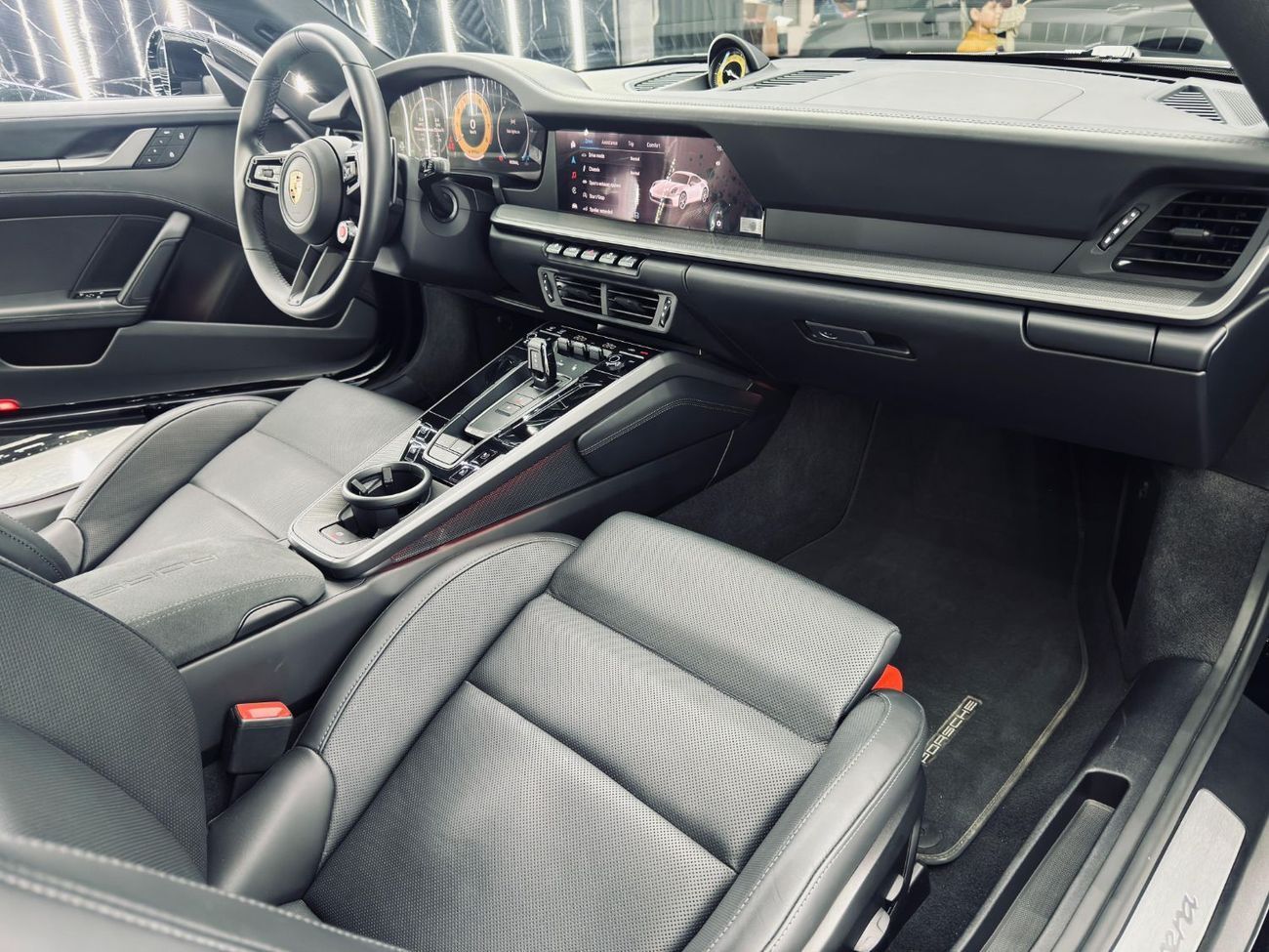 بورش 911 Carrera 3.0L (388 HP) Coupe 2025 Porsche 911, 2 Years Porsche Warranty, Sport Chrono Package, Very L